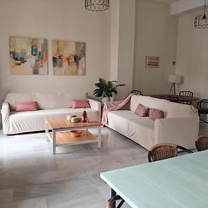 Appartement à 3 Chambres à Coucher