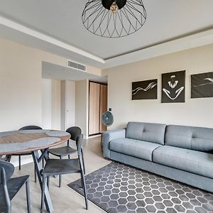 Appartement à 2 Chambres à Coucher
