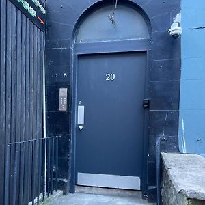 Appartement à 3 Chambres à Coucher