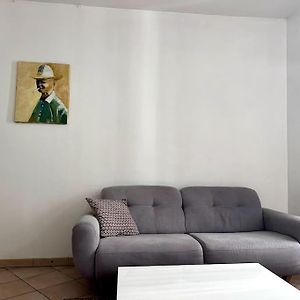 Appartement à 2 Chambres à Coucher