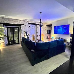 Private Bathroom King Room