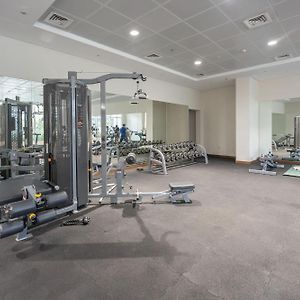 Exceptional 1Bedroom Apartment In The Heart Of Downtown
