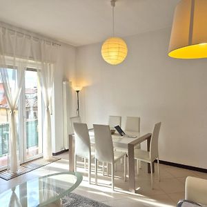 Appartement de Luxe à 2 Chambres à Coucher