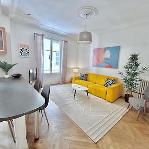 Appartement à 2 Chambres à Coucher