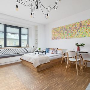 Original Studio Wawrzynca Cracow'S Kazimierz By Noclegi Renters