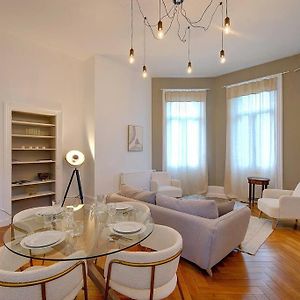 Appartement de Luxe à 1 Chambre à Coucher