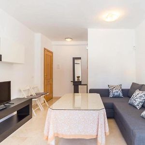 Holidays2Malaga Ventura Apartment Close Old Town