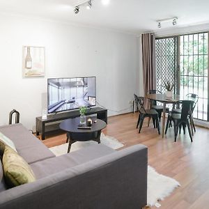 Surry Hills 2Br Apt Near Sydney Opera House