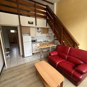 Appartement à 2 Chambres à Coucher