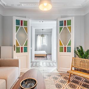 Appartement à 2 Chambres à Coucher