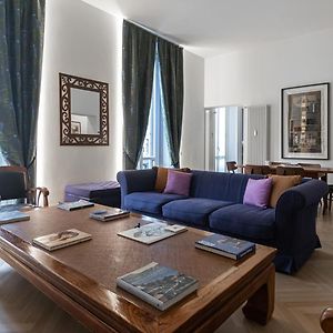 Appartement à 3 Chambres à Coucher