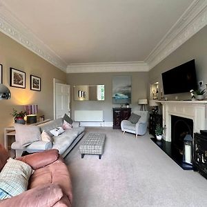 Appartement à 3 Chambres à Coucher