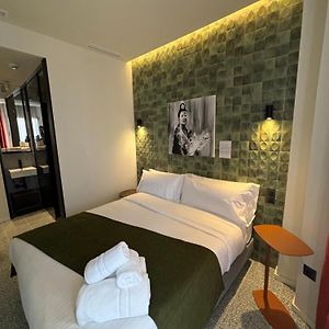 Private Bathroom King Room