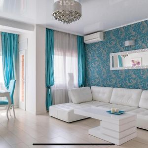 Appartement à 3 Chambres à Coucher