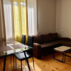 Serdika Station, Bright And Cozy Apartment