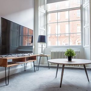 Studio de Luxe