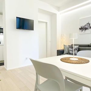 Cardano Suite - 5 Min From Central Station
