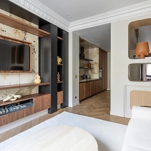 Highstay - Luxury Serviced Apartments - North Marais 2
