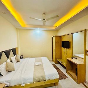 Hotel Bramhaputra Near New Delhi Railway Station