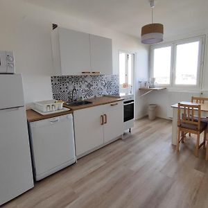 Appartement à 3 Chambres à Coucher