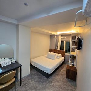 Private Bathroom Single Room