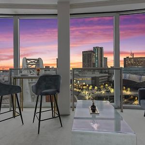 Luxury Rotunda Studio With Free Voucher In New Street