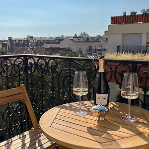 Appartement de Luxe à 4 Chambres à Coucher