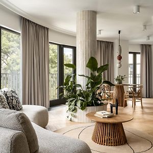 Appartement à 2 Chambres à Coucher