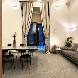 Oasis Apartments & Studios Old Town Center