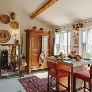 Le Nid Exotique - Vue Sur Les Toits Du Centre-Ville