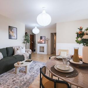 Appartement à 3 Chambres à Coucher
