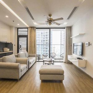 Appartement à 3 Chambres à Coucher