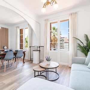 Appartement à 2 Chambres à Coucher