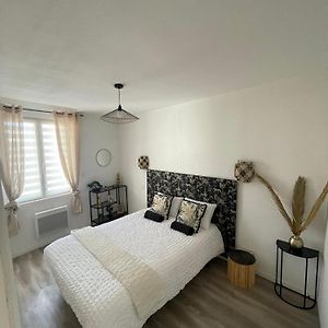 Appartement à 3 Chambres à Coucher