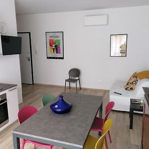 Appartement à 3 Chambres à Coucher