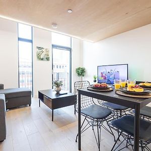 Appartement à 2 Chambres à Coucher