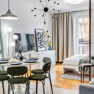 Appartement à 3 Chambres à Coucher