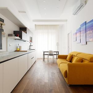 Appartement de Luxe à 2 Chambres à Coucher