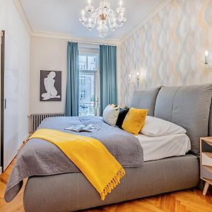 Appartement à 2 Chambres à Coucher