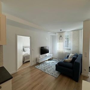 Appartement à 2 Chambres à Coucher
