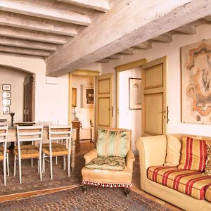 Appartement de Luxe à 2 Chambres à Coucher