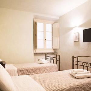 Appartement de Luxe à 2 Chambres à Coucher