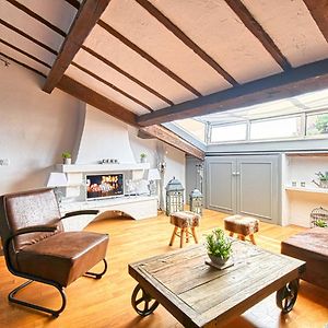 Appartement de Luxe à 2 Chambres à Coucher