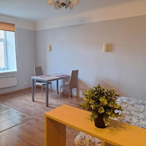 Bright And Cozy Studio In City Centre