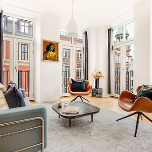 Sanders Leaves - Pleasant Four-Bedroom Apartment In Downtown Copenhagen