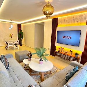 Appartement à 3 Chambres à Coucher