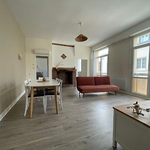 Appartement à 2 Chambres à Coucher