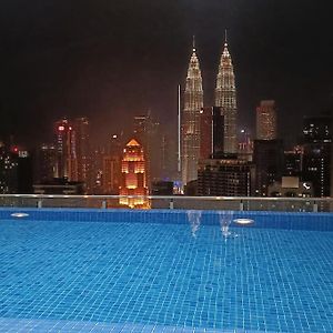 Col 25B Klcc Infinity Pool View Studio