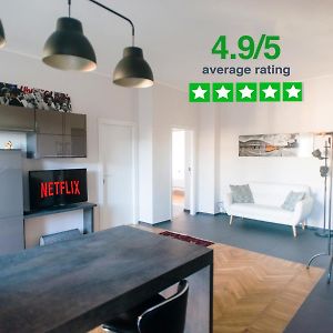 Appartement à 2 Chambres à Coucher
