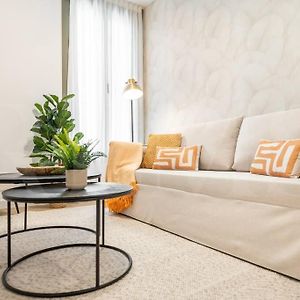 Appartement à 2 Chambres à Coucher